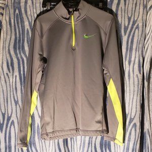 Nike Gray and Yellow Therma-fit Sweet shirt Size Medium